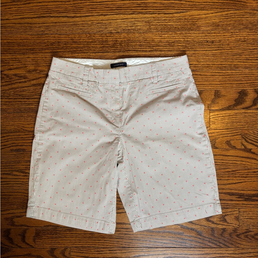 Lands’ End seersucker shorts size 8